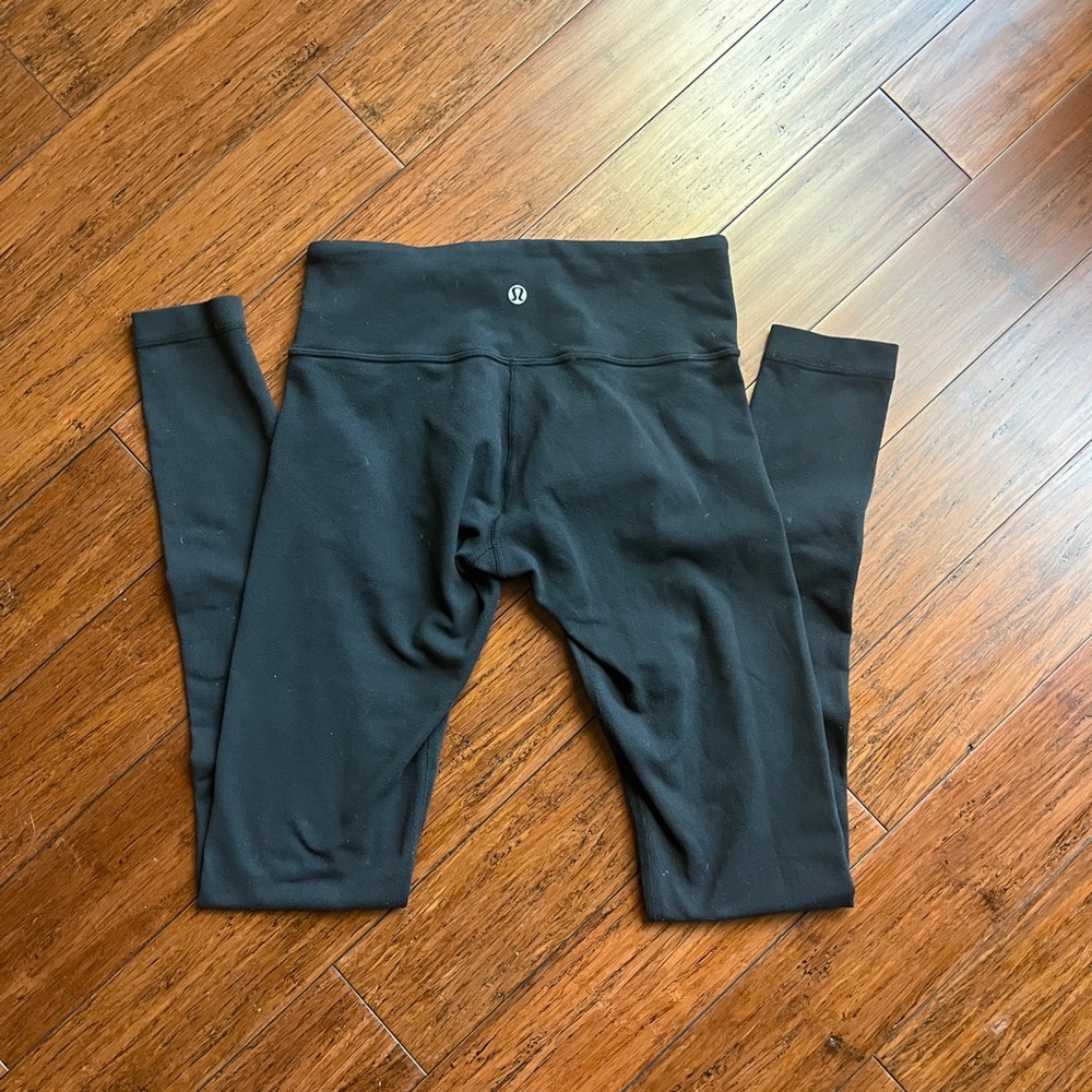 Lululemon full length size 4, 28” length